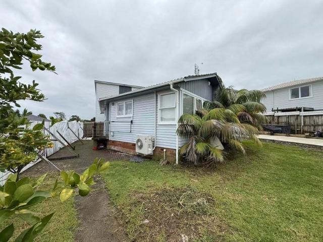 bucklands beach, 3 bedrooms