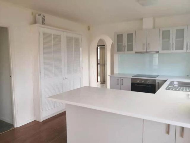 bucklands beach, 3 bedrooms