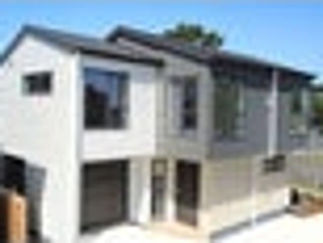 Bucklands Beach, 3 bedrooms, $720 pw