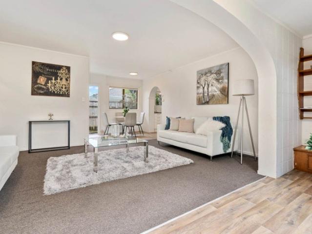 bucklands beach, 3 bedrooms