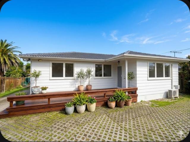bucklands beach, 3 bedrooms