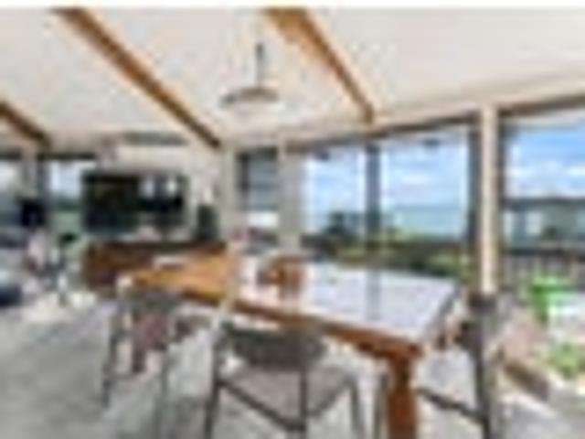 Bucklands Beach, 3 bedrooms, $850 pw