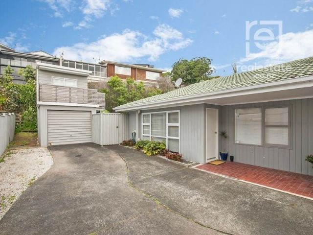 bucklands beach, 2 bedrooms
