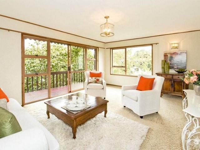 bucklands beach, 2 bedrooms