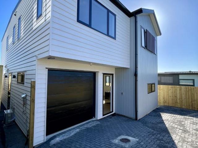 bucklands beach, 4 bedrooms