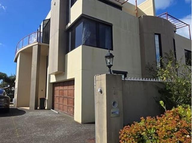 Bucklands Beach, 4 bedrooms
