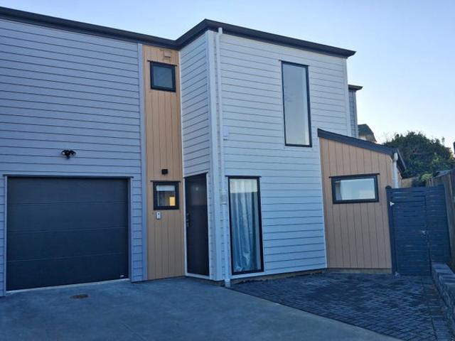 bucklands beach, 4 bedrooms