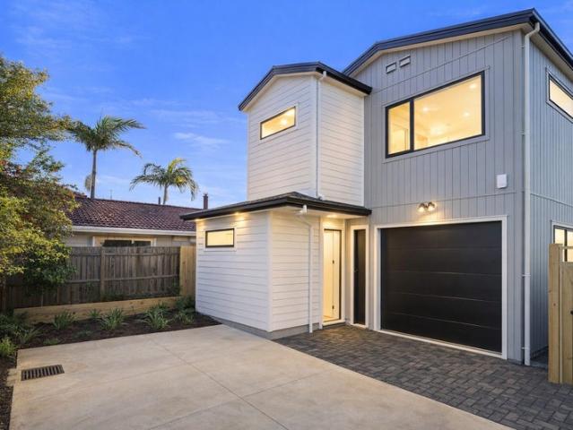 bucklands beach, 4 bedrooms