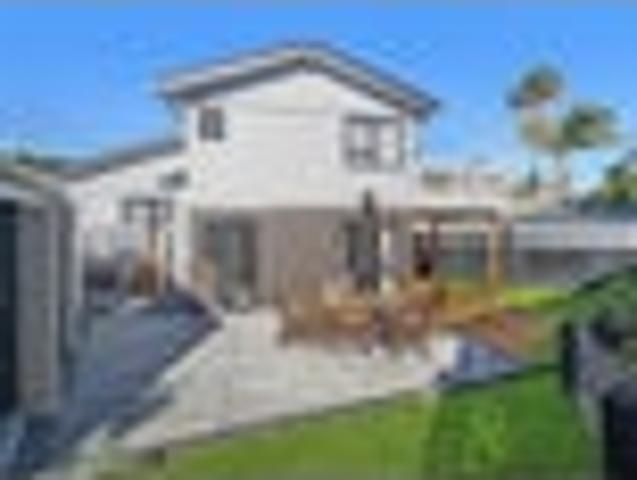 Bucklands Beach, 5 bedrooms, $1100 pw