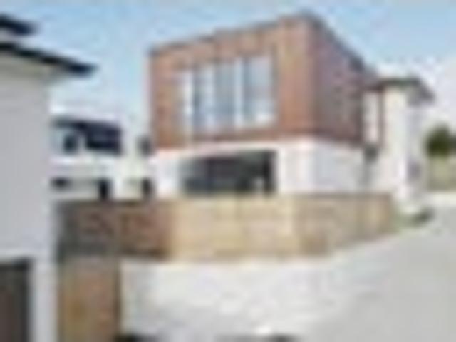 Bucklands Beach, 5 bedrooms, $1350 pw