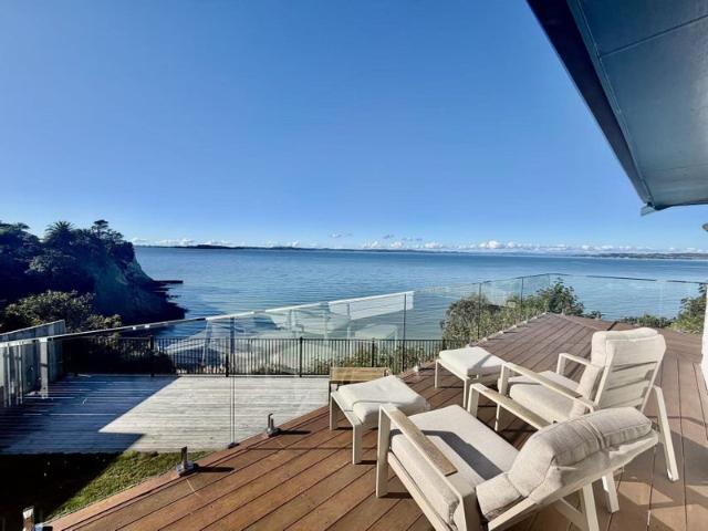 bucklands beach, 6+ bedrooms