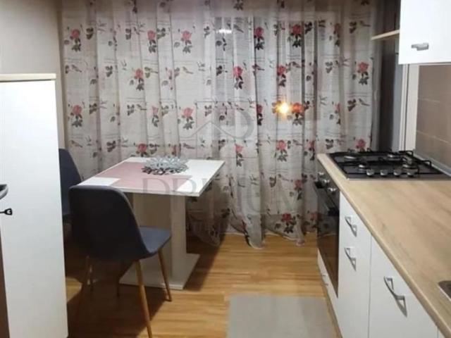 Bucovina 2 camere, etaj 1, mobilat