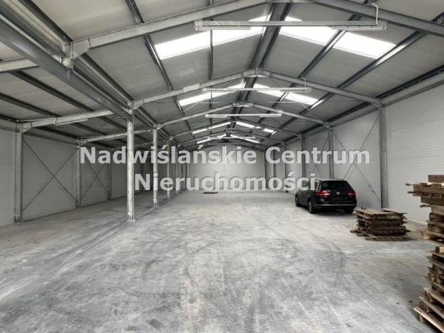 Budynek użytkowy 600 m², Trąbki
