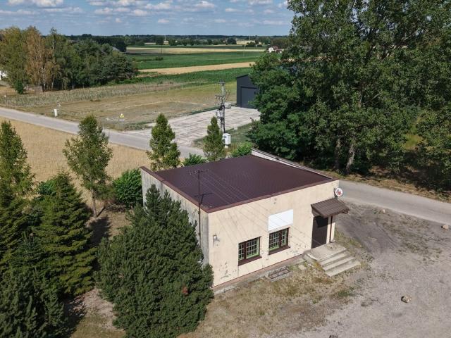Budynek 77 m² z decyzją na mieszkanie w Erminowie