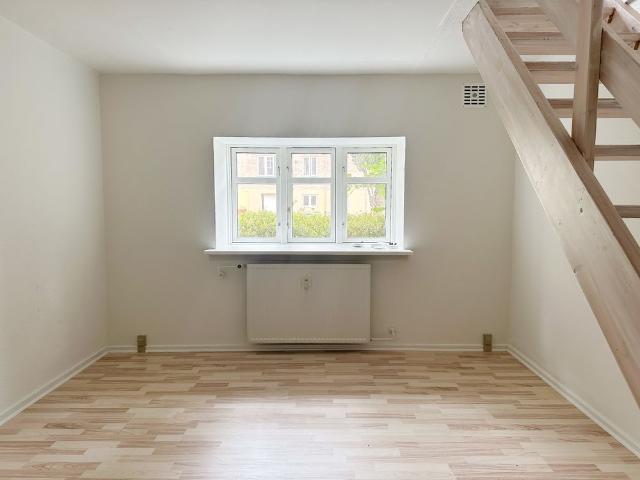 Budgetvenlig lejlighed med stort disponibelt kælderareal på Turøgade