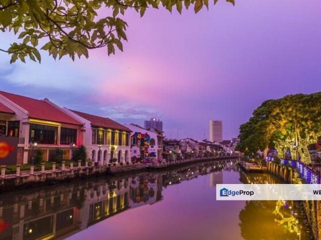 Budget Hotel near Jonker Street for sale