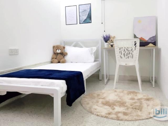 Budget Single Room Near INTI Subang | SS18