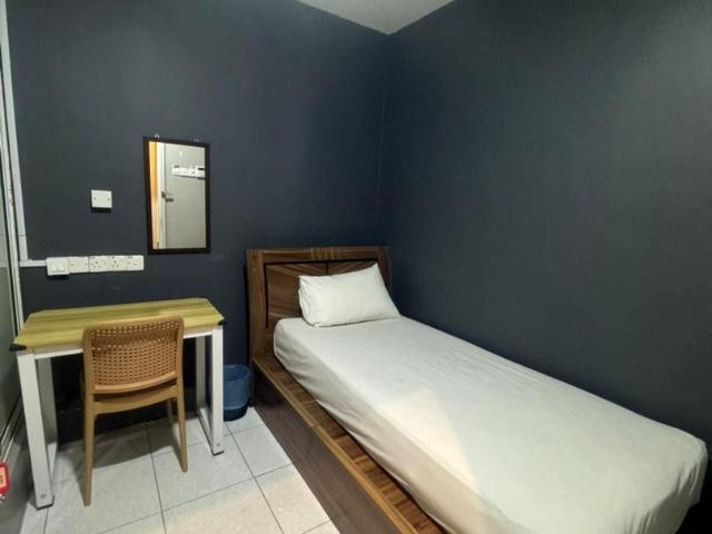 Budget Single Room W private Toilet Wangsa Maju