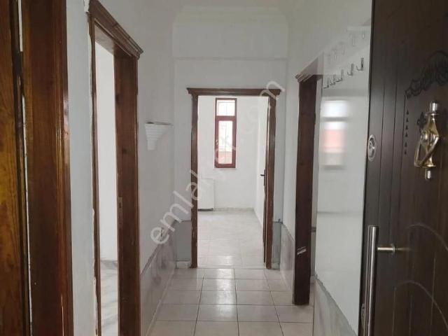 Buharaevler Mah. 2+1 Giriş Kat Satılık Daıre