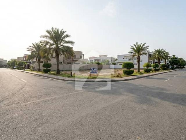 Build Your Dream Mansion 1000 Yards West Open Plot