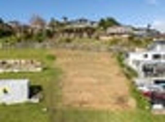Build Your Dream Home with Stunning views!