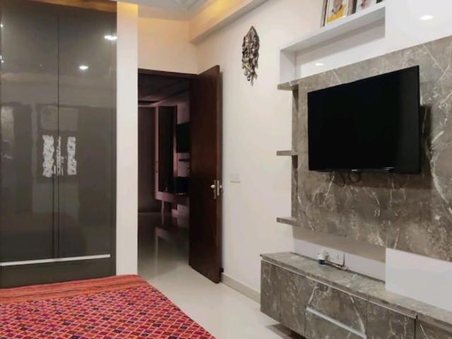 Builder Flats 3 Bedroom 1350 Sq. Ft. Builder Floor in Indrapuram Ghaziabad Listing ID: #9969