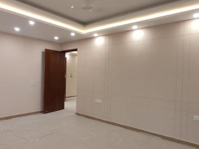 Builder Floor Sector 21 D 3 Bedroom 250 Sq. Yd. Builder Floor in Sector 21d Faridabad Listing ID: #9288