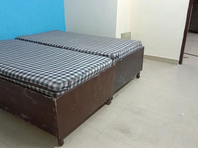 Builder Floor 2 Bedroom 890 Sq. Ft. Builder Floor in Vaishali Sector 3 Ghaziabad Listing ID: #10013