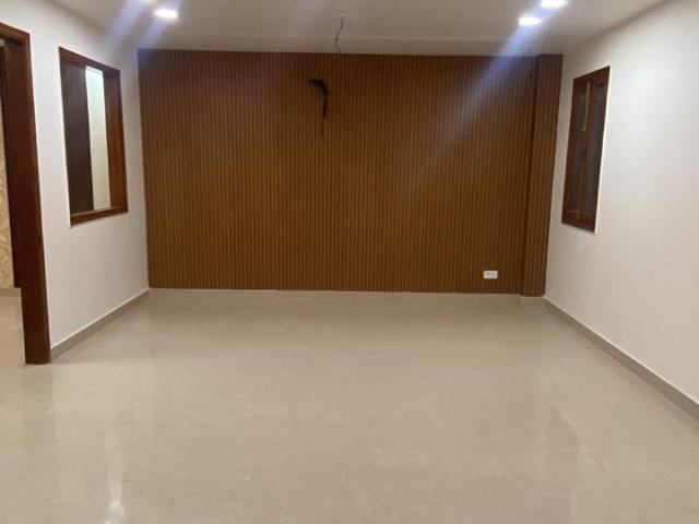 Builder Floor 4 Bedroom 3600 Sq. Ft. Builder Floor in Sector 31 Faridabad Listing ID: #8837