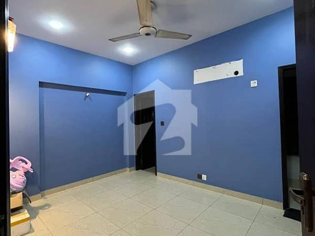 Builder transfer 2021 year possession main road facing 3rd floor apartment