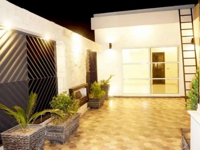 Building 10marla mulana shukat ali road hub in city Lahore Model Town Link Road ID 52798