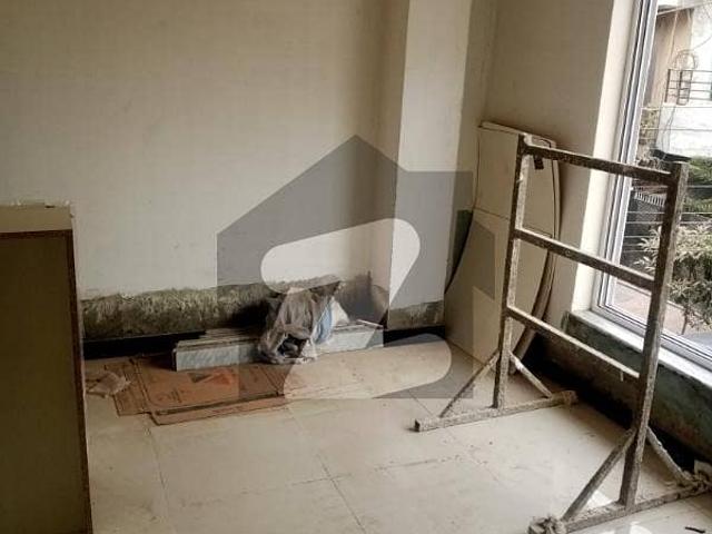 Building Available For Rent For Hostel And It Companies