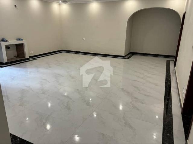 Building For Rent