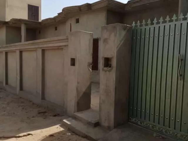 Building for rent. Chak no. 319/HR marot Haroonabad ID 20660
