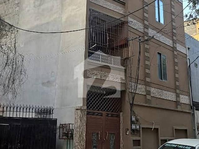 Building For Rent Gulshan E Iqbal Block 13 D2 Triple StoreyLayout: Each Floor Contains 3 Beds With Attached Baths, Corner Kitchen, Big Lounge And Drawing Room. Neat & Clean With No Parking Issues, Adjusten To Main Road Park Facing