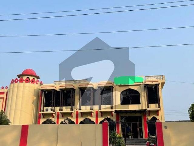 Building For Rent Near Mall Of Gujranwala 15 Marly Coverd Area