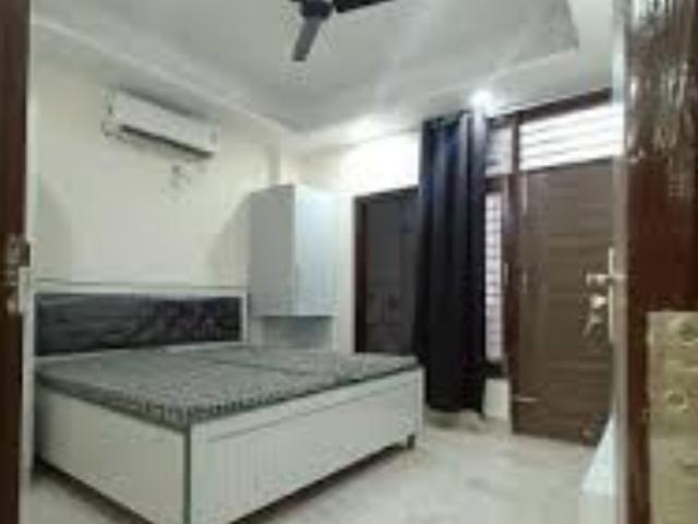 Building Floor 2.5 Bedroom 2250 Sq. Ft. Builder Floor in Sector 35 Faridabad Listing ID: #8829