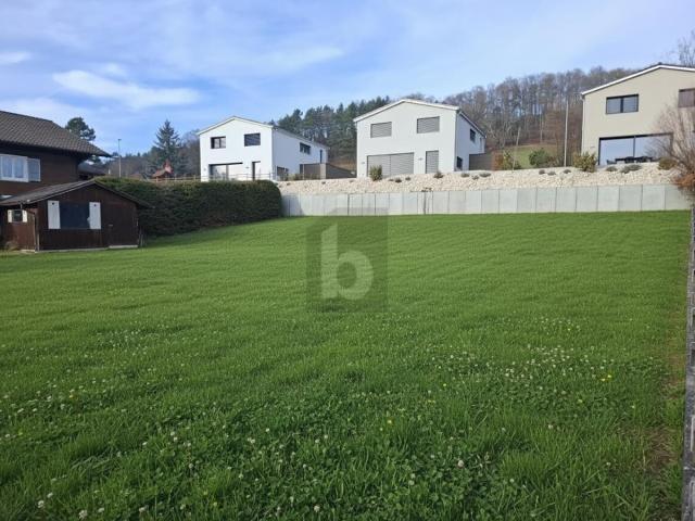 Building lot on sale in Movelier Ref 1411 | dreamo. Ch