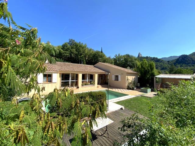 Buis Les Baronnies Belle Villa De 160M2 Avec Piscine Chauf. 160m² Buis les Baronnies