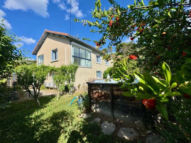 BUIS LES BARONNIES VILLA 4 CHAMBRES DE 120 M2