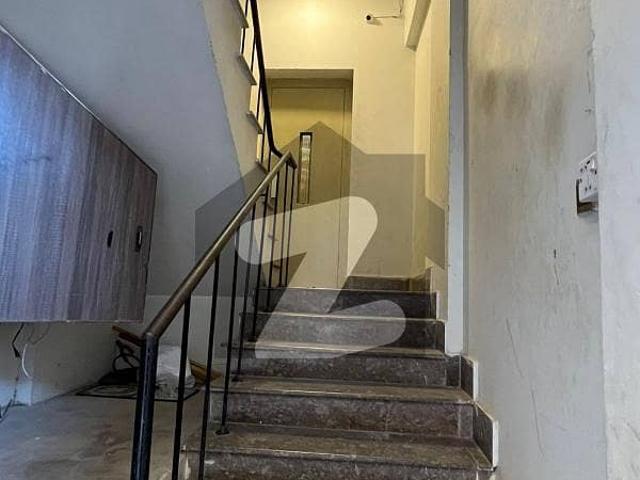 Bukhari Commercial, Lane 8 2 Bedroom Drawing Dining Apartment For Sale