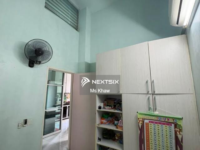 Bukit Tinggi 2 Corner 2 Storey 42x70 22ft Width Land 4r3b for Sale