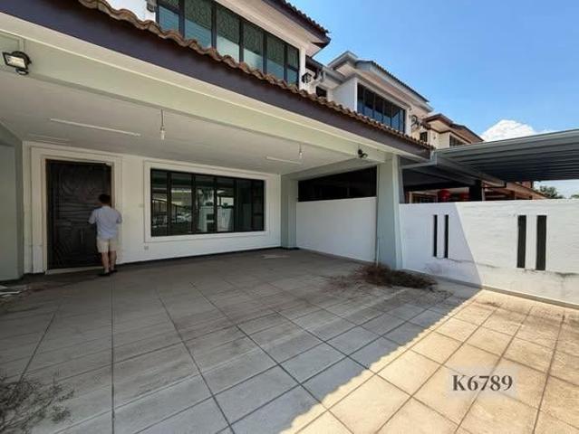 Bukit Tinggi 2 Double Storey Superlink Renovated Move In Condition
