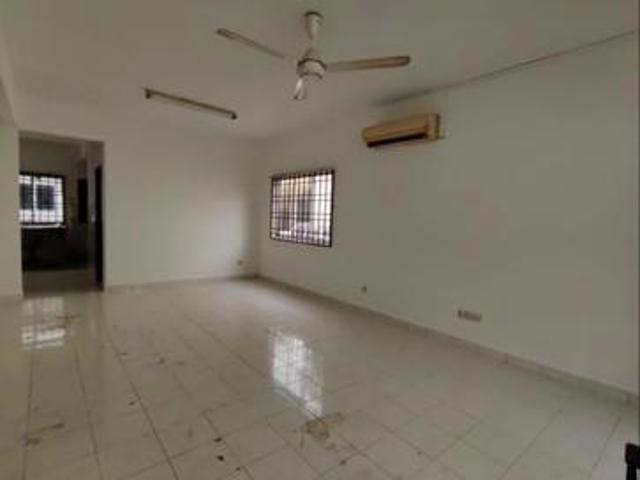Bukit Tinggi 2 Klang 2Storey House 20x70 4B3R Basic Unit RENT