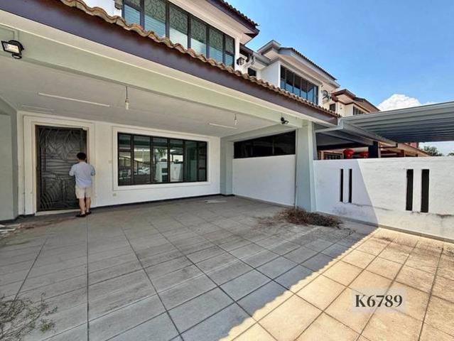 Bukit Tinggi 2 KlangSuperlink Facing Open 2 Storey House for Sale