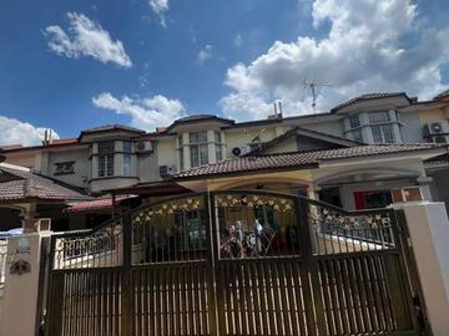 Bukit Tinggi Terrace House Opposite Field 4R4BR fully extended