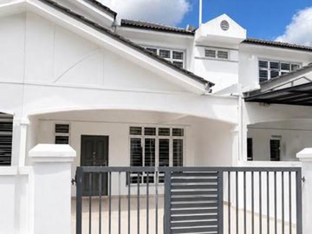 Bukit Tilam Ulu Tilam Double Storey For Sale
