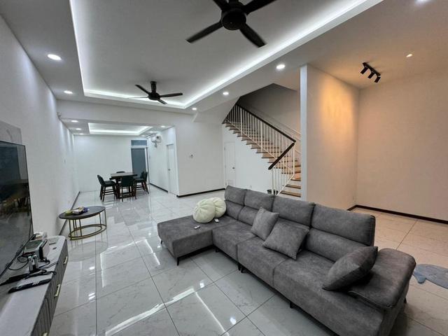 Bukit Banyan Amaryn 2 Stry Renovation Fully Furnish Terrace House