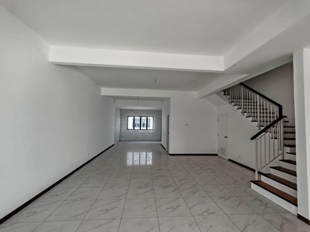 Bukit Banyan Double Storey Terrace House For Sale