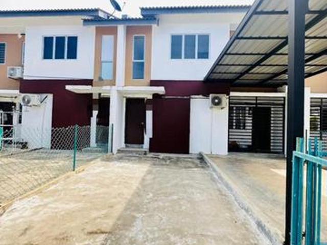BUKIT BANYAN TOWN HOUSE UNTUK DiJUAL